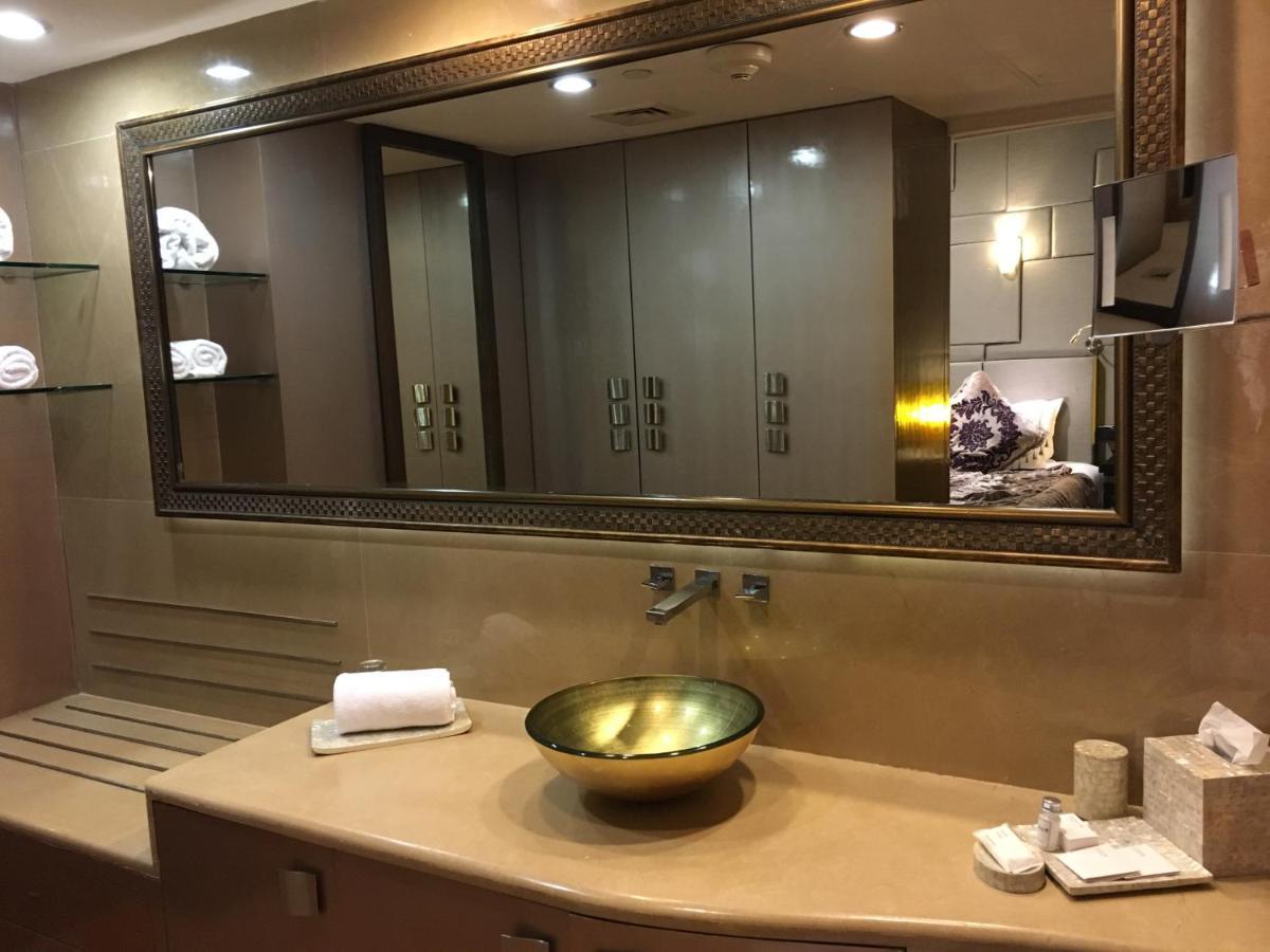 卢迪亚纳丽笙酒店 外观 照片